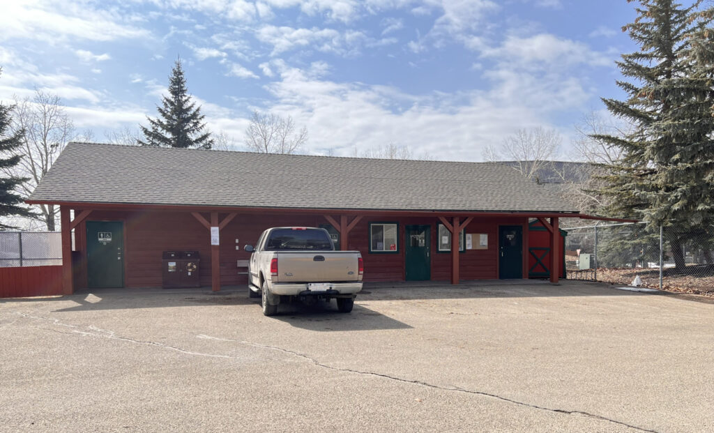 Rates & Reservations